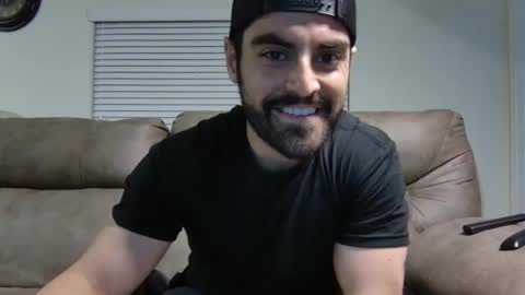 Snapshot of vampz888 chatting on 11/29/25, 02:36 HUNG LATINO 888 bigcock fit athletic latino online show from 11/29/25, 02:36