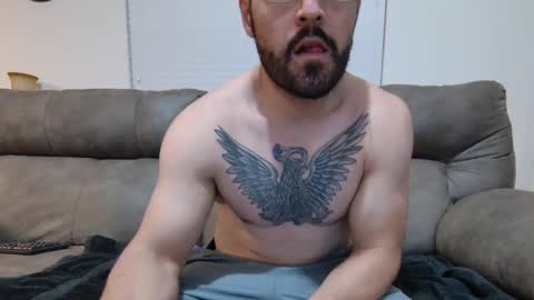 Snapshot of vampz888 chatting on 04/27/26, 01:03 HUNG LATINO 888 bigcock fit athletic latino online show from 04/27/26, 01:03
