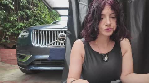 vanessa online show from 11/27/25, 05:59