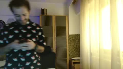 Emy online show from 11/05/25, 09:20