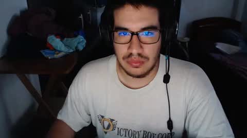 Snapshot of vancoserx111 chatting on 01/12/25, 03:03 vancoserx111 online show from 01/12/25, 03:03