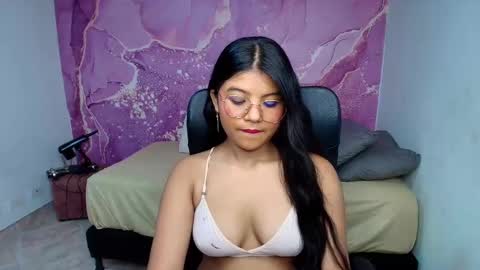 Snapshot of vane_latin18 chatting on 02/25/26, 08:07 vane_latin18 online show from 02/25/26, 08:07