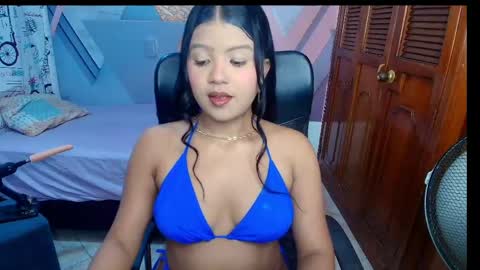 Snapshot of vane_latin18 chatting on 04/21/26, 01:42 vane_latin18 online show from 04/21/26, 01:42