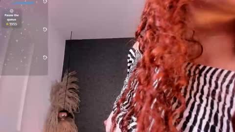 vane_vixen online show from 10/15/25, 08:09