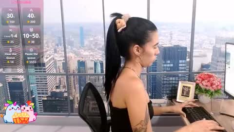 Snapshot of vanesa_19_ chatting on 10/09/25, 01:53 VANESA online show from 10/09/25, 01:53