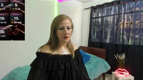 Snapshot of vanesa_mystic2 chatting on 11/11/25, 12:49 Vanesa online show from 11/11/25, 12:49