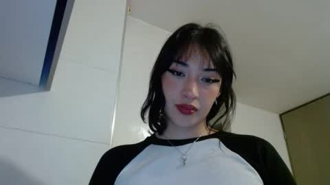 Vans online show from 12/22/25, 05:37