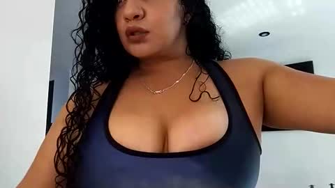 vanessa and samantha online show from 05/13/26, 06:27