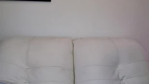 vanessa and samantha online show from 06/23/26, 04:32
