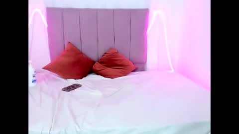 vanessa_andrea online show from 11/29/25, 10:46