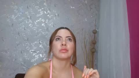 Snapshot of vanessa_bonesmith chatting on 03/06/25, 07:47 Vanessa online show from 03/06/25, 07:47