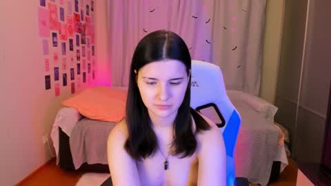 Snapshot of vanessa_brills chatting on 12/08/24, 03:53 Vanessa online show from 12/08/24, 03:53
