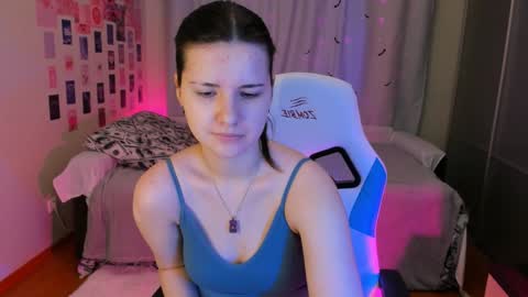 Snapshot of vanessa_brills chatting on 01/09/25, 09:26 Vanessa online show from 01/09/25, 09:26