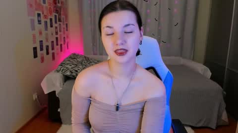 Snapshot of vanessa_brills chatting on 02/02/25, 09:45 Vanessa online show from 02/02/25, 09:45