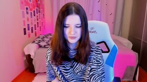 Snapshot of vanessa_brills chatting on 02/07/25, 09:58 Vanessa online show from 02/07/25, 09:58