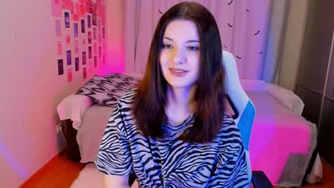 Snapshot of vanessa_brills chatting on 02/08/25, 01:22 Vanessa online show from 02/08/25, 01:22