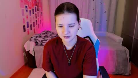 Snapshot of vanessa_brills chatting on 02/10/25, 09:47 Vanessa online show from 02/10/25, 09:47