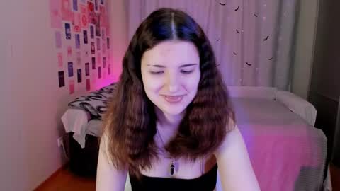 Snapshot of vanessa_brills chatting on 02/18/25, 08:36 Vanessa online show from 02/18/25, 08:36