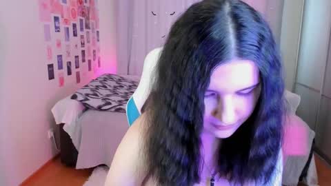 Snapshot of vanessa_brills chatting on 02/27/25, 10:59 Vanessa online show from 02/27/25, 10:59
