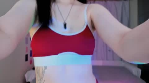 Snapshot of vanessa_brills chatting on 03/05/25, 05:07 Vanessa online show from 03/05/25, 05:07