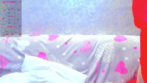 Snapshot of vanessa_florence chatting on 01/15/26, 02:05 RUSSIAN BARBIE BABE online show from 01/15/26, 02:05