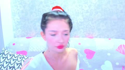 Snapshot of vanessa_florence chatting on 04/17/26, 01:41 RUSSIAN BARBIE BABE online show from 04/17/26, 01:41