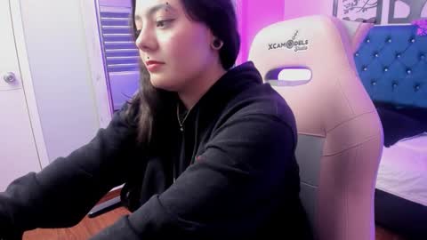 Snapshot of vanessa_gp chatting on 02/17/26, 01:29 Vanesa online show from 02/17/26, 01:29