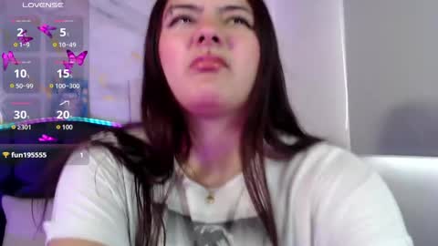Snapshot of vanessa_gp chatting on 05/28/26, 08:06 Vanesa online show from 05/28/26, 08:06