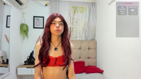 Snapshot of vanessa_jenner chatting on 02/24/26, 02:20 vanessa_jenner online show from 02/24/26, 02:20