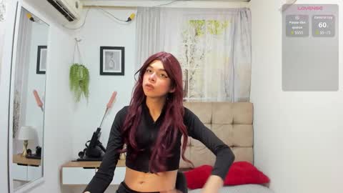 Snapshot of vanessa_jenner chatting on 02/25/26, 02:10 vanessa_jenner online show from 02/25/26, 02:10