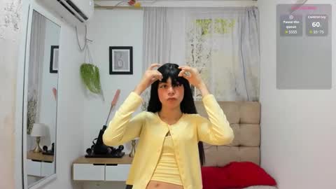 Snapshot of vanessa_jenner chatting on 03/17/26, 01:43 vanessa_jenner online show from 03/17/26, 01:43