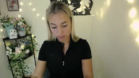 Snapshot of vanessa_joy_ chatting on 07/08/26, 11:58 Vanessa online show from 07/08/26, 11:58