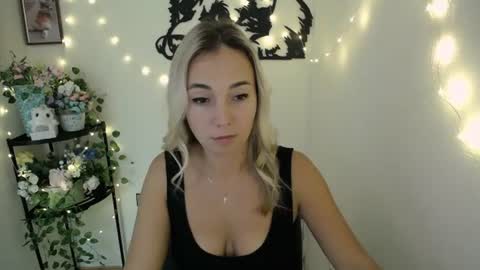 Snapshot of vanessa_joy_ chatting on 07/25/26, 09:29 Vanessa online show from 07/25/26, 09:29