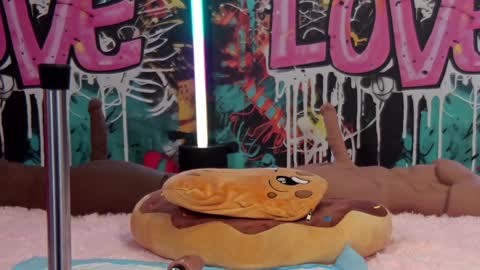  Vanessa  online show from 02/05/25, 09:36