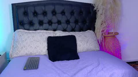 Snapshot of vanessa_mejiia chatting on 06/22/26, 08:06 vanessa_mejiia online show from 06/22/26, 08:06