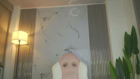 Snapshot of vanessa_novvoa chatting on 11/06/25, 11:15 Vanessa Novvoa online show from 11/06/25, 11:15