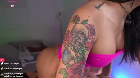 vanessa sexxy online show from 09/17/25, 02:02