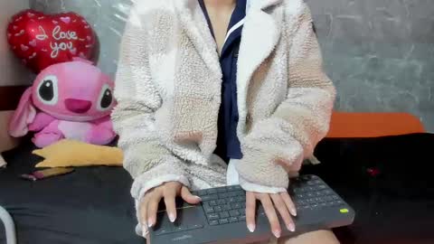 vanessaadol online show from 02/15/25, 01:27