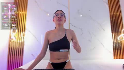 Vanessa online show from 06/30/26, 11:55