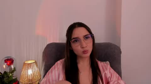 vanessajohnsonn online show from 05/11/26, 10:40