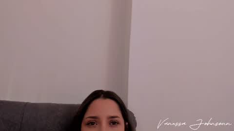 vanessajohnsonn online show from 06/12/26, 09:57