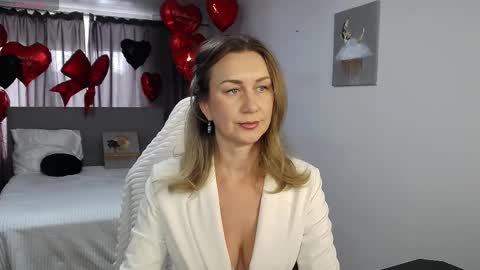 Vanessa  online show from 02/24/26, 08:34