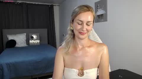 Snapshot of vanessakleiner chatting on 06/18/26, 06:23 Vanessa online show from 06/18/26, 06:23