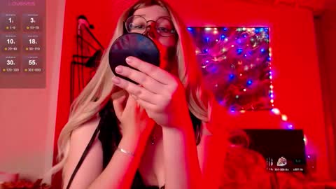 Vanessa follow me -  I will answer you there at any time online show from 10/30/25, 07:54