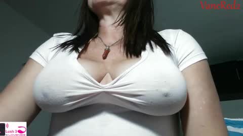 Vanesared2 online show from 10/08/25, 12:41