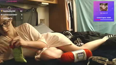 Vanessa Rose online show from 12/21/25, 02:41