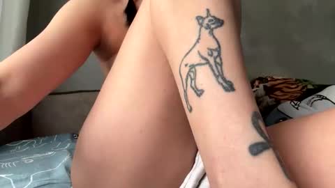 Snapshot of vanessatenderness chatting on 04/01/26, 09:10 vanessatenderness online show from 04/01/26, 09:10