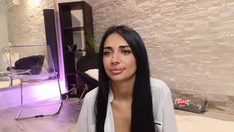 Snapshot of vanessavosss chatting on 05/30/26, 06:05 Vanessa online show from 05/30/26, 06:05