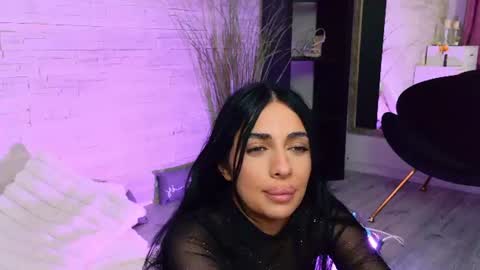 Snapshot of vanessavosss chatting on 06/11/26, 12:32 Vanessa online show from 06/11/26, 12:32