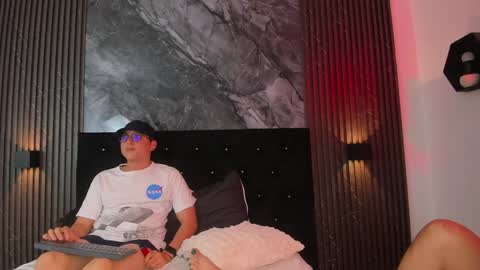 vanilla_hot_ online show from 02/07/25, 04:35
